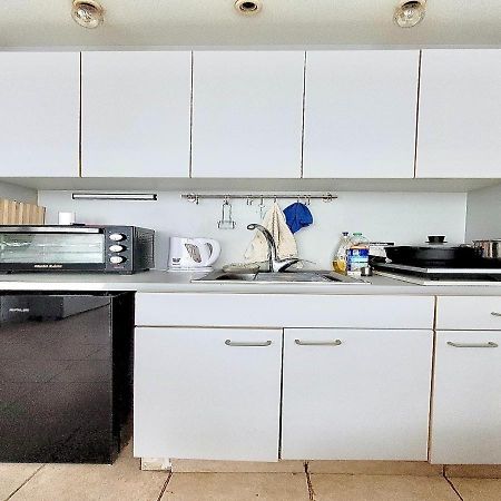 Appartement סטודיו על הים à Bat Yam Extérieur photo